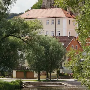 Hotel Schloss Raitenbuch 